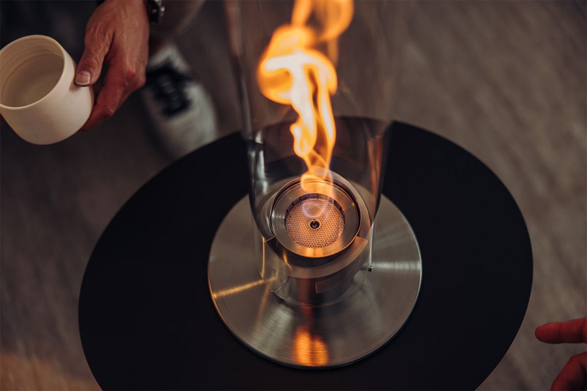 höfats spin 900 1200 1500 Tischfeuer flammen nahaufnahme von oben