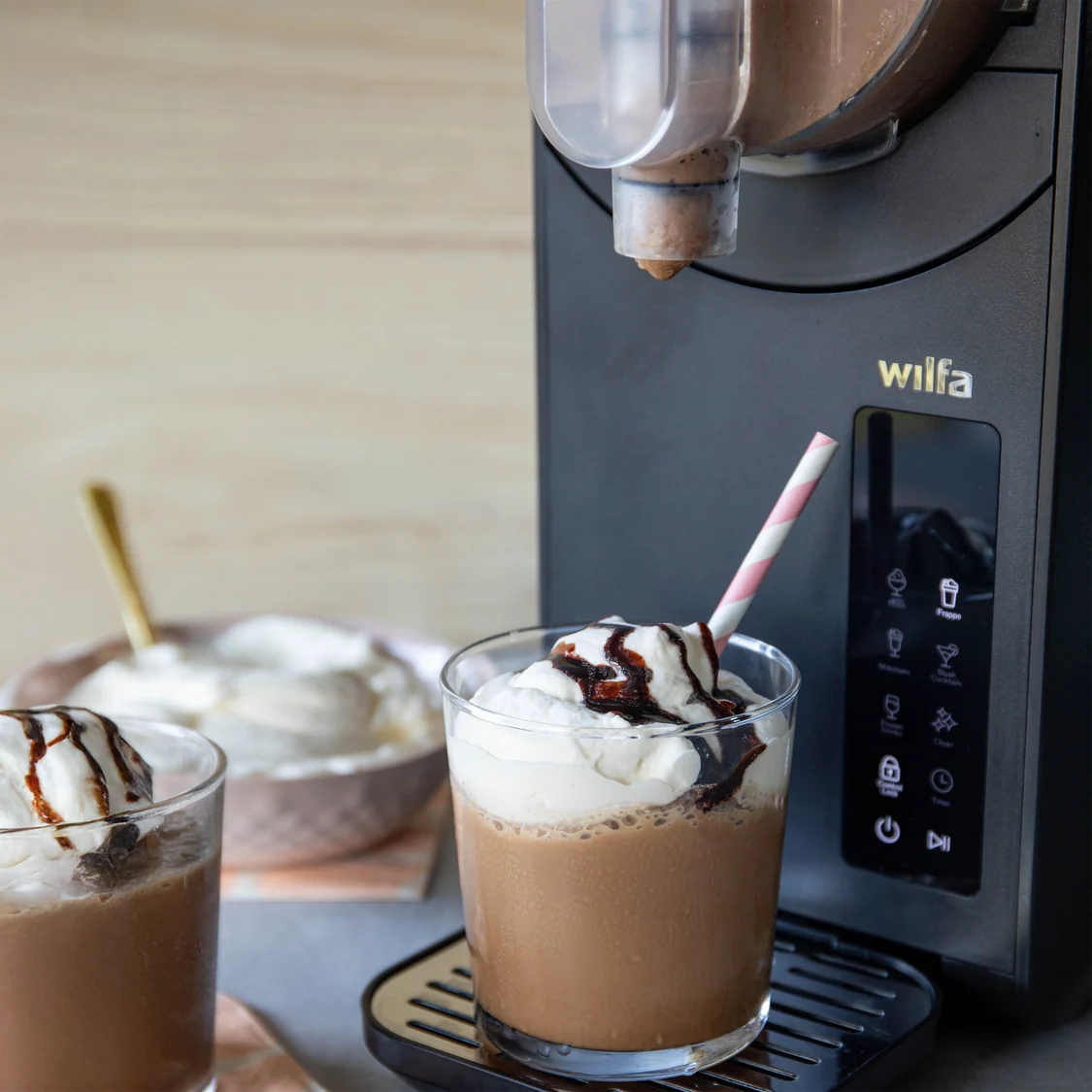 Wilfa_Slush-Machine_Icy_bei_Lebensieschoen_kaufen_schokoslushy zoom ansicht